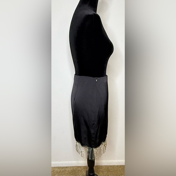 Black faux wrap 90’s party date night skirt rhinestone fringe side zip med EUC - Picture 7 of 8